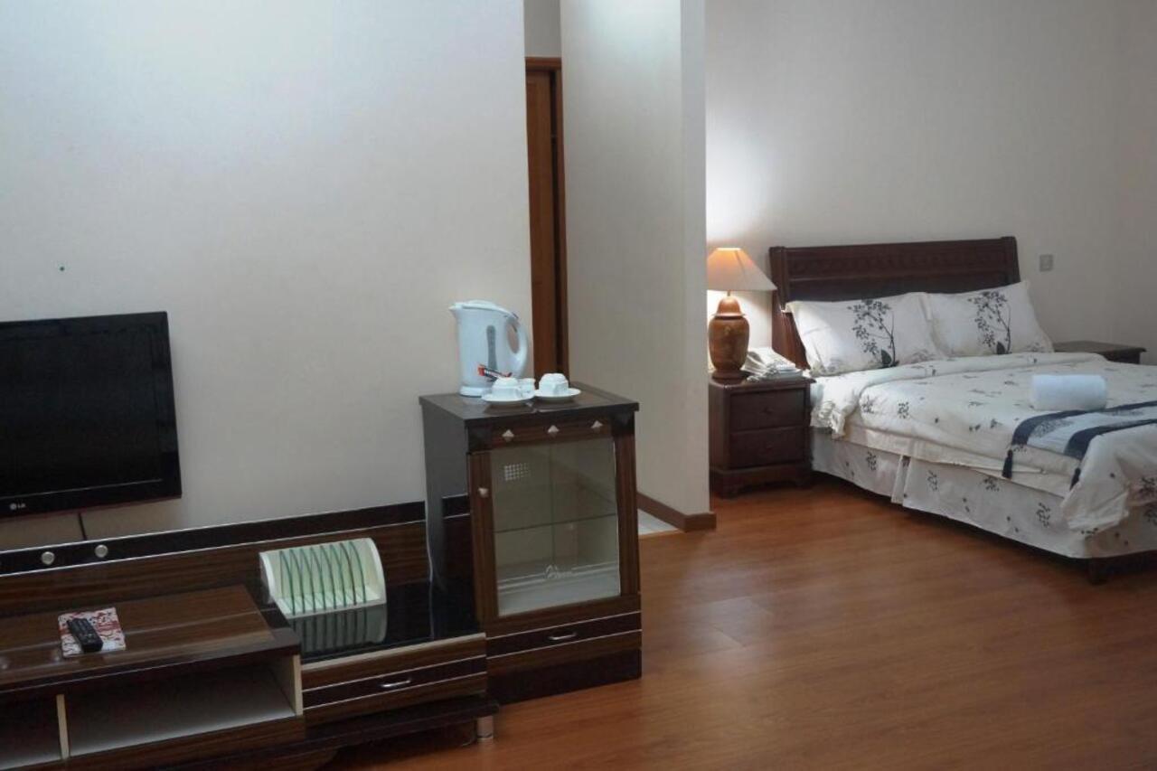 Jeruton Hotel Kampong Jerudong Екстериор снимка