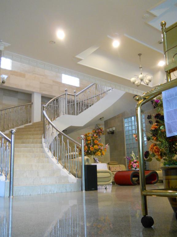 Jeruton Hotel Kampong Jerudong Екстериор снимка